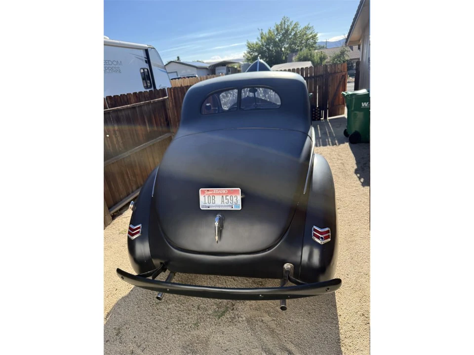 1940 Ford Standard & Deluxe & Super Deluxe - Image 2 of 4