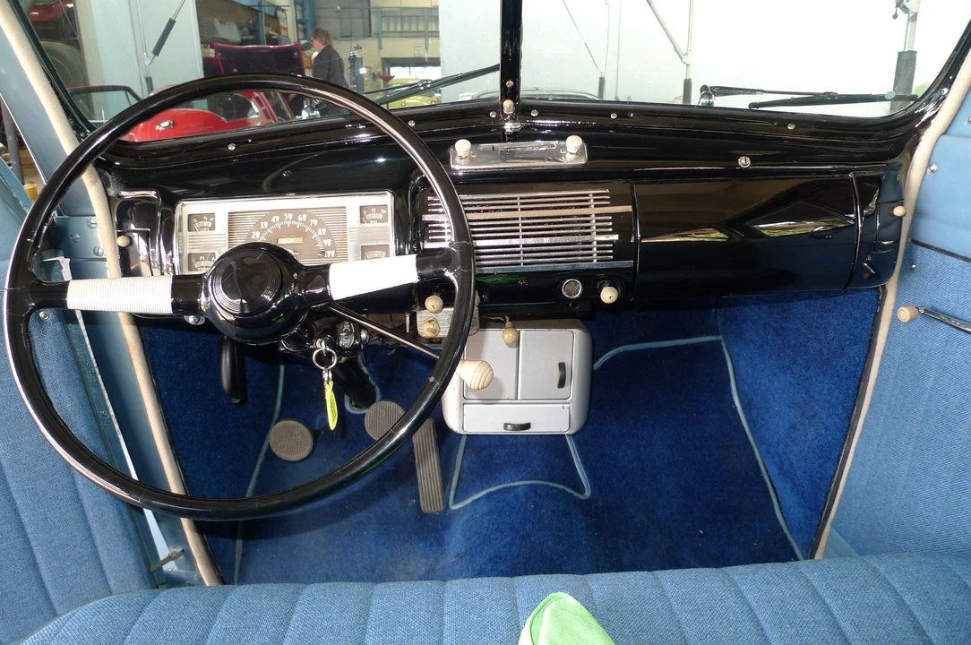 1940 Ford Standard & Deluxe & Super Deluxe - Image 17 of 31