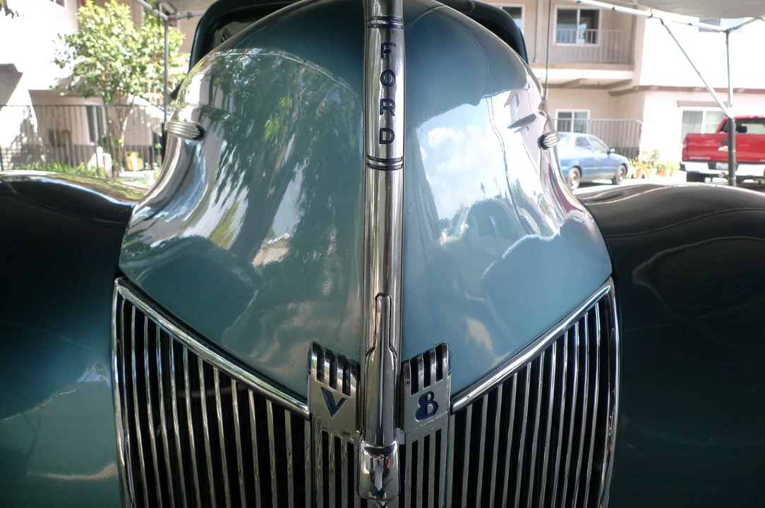 1940 Ford Standard & Deluxe & Super Deluxe - Image 13 of 31