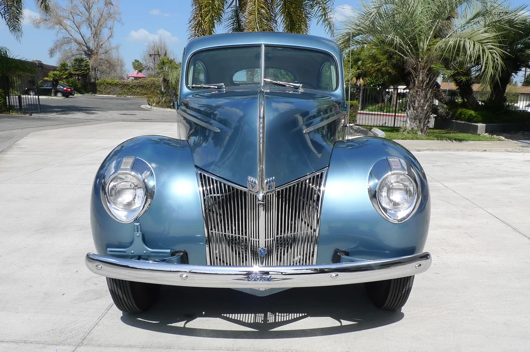 1940 Ford Standard & Deluxe & Super Deluxe - Image 4 of 31