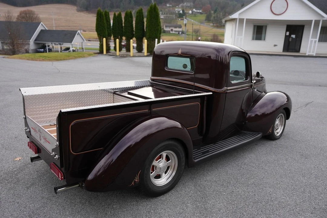1940 Ford Hot Rod - Image 8 of 21