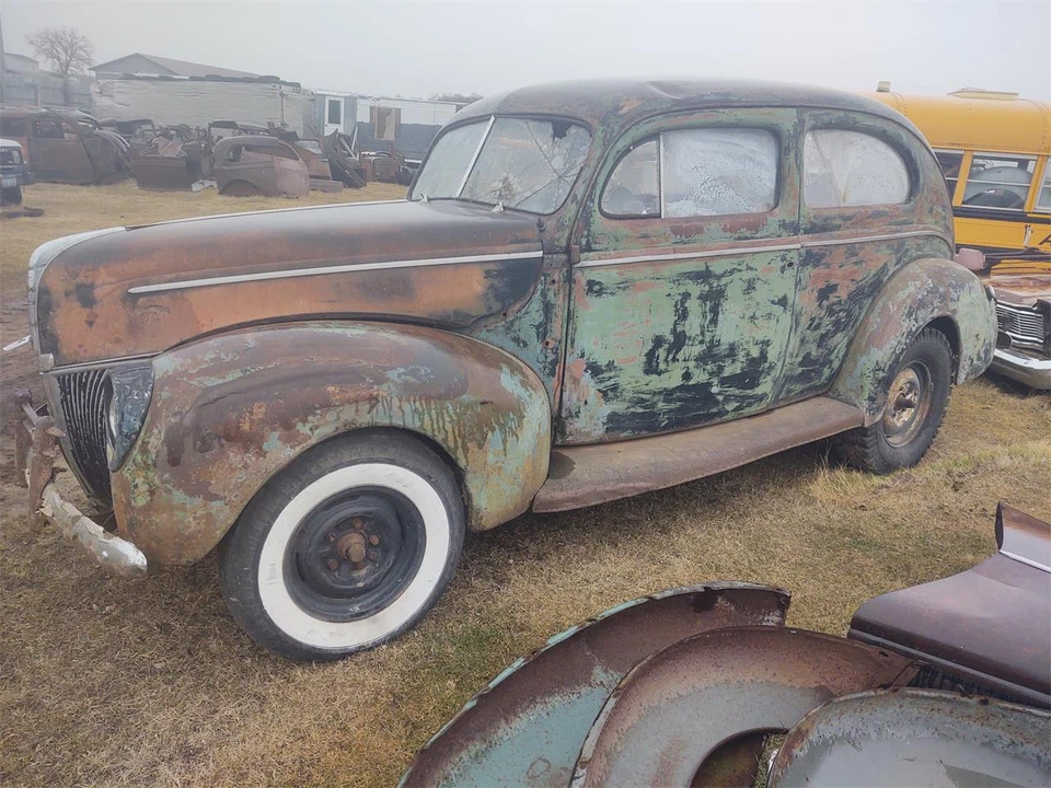 1940 Ford Standard & Deluxe & Super Deluxe - Image 3 of 22