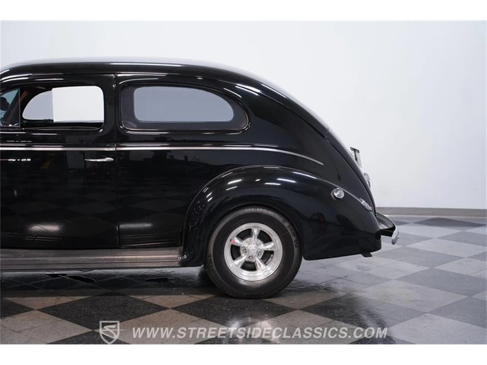 1940 Ford Standard & Deluxe & Super Deluxe - Image 20 of 31