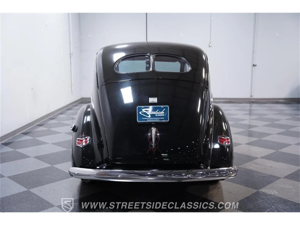 1940 Ford Standard & Deluxe & Super Deluxe - Image 9 of 31
