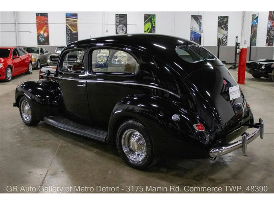 1940 Ford Standard & Deluxe & Super Deluxe - Image 4 of 31