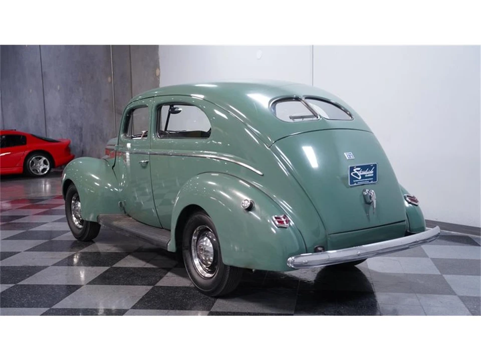 1940 Ford Standard & Deluxe & Super Deluxe - Image 8 of 31