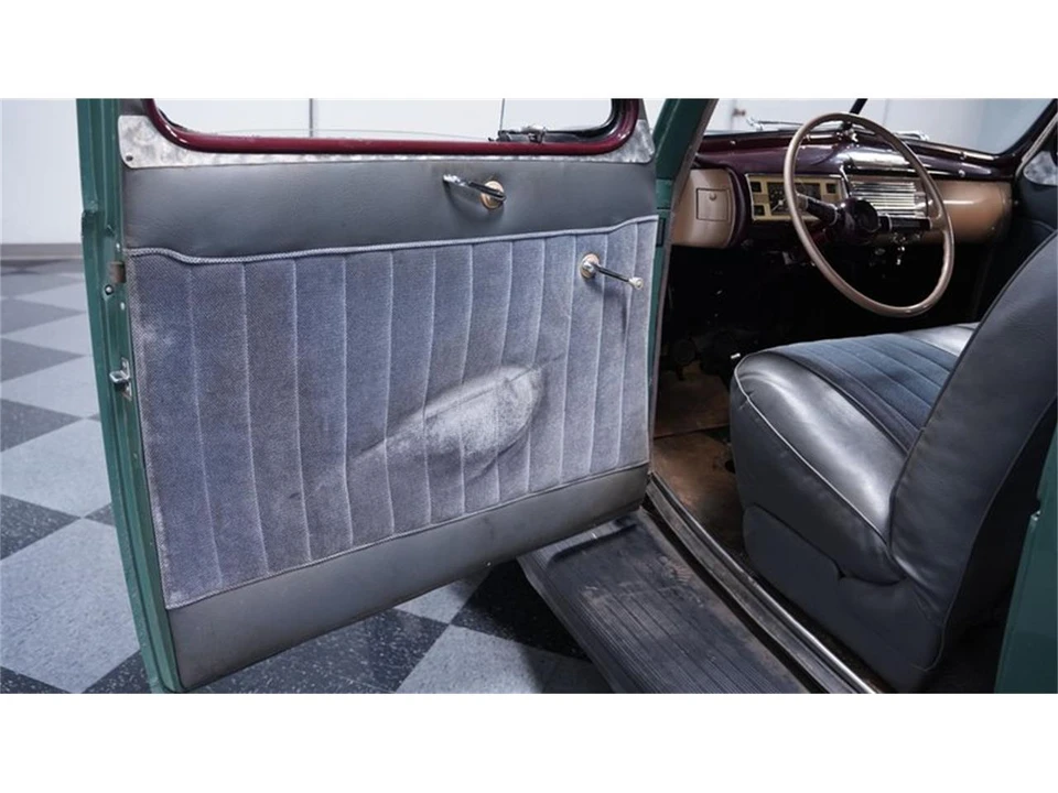 1940 Ford Standard & Deluxe & Super Deluxe - Image 29 of 31