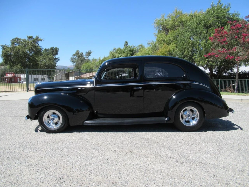 1940 Ford Standard & Deluxe & Super Deluxe - Image 2 of 26