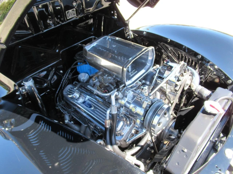 1940 Ford Standard & Deluxe & Super Deluxe - Image 13 of 26