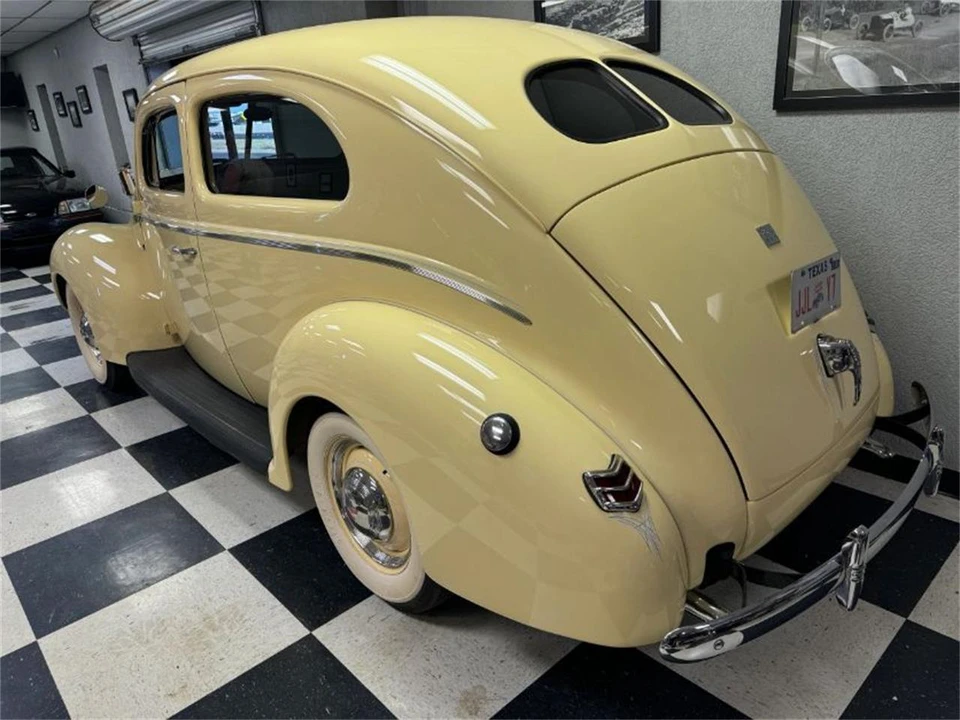 1940 Ford Standard & Deluxe & Super Deluxe - Image 6 of 6
