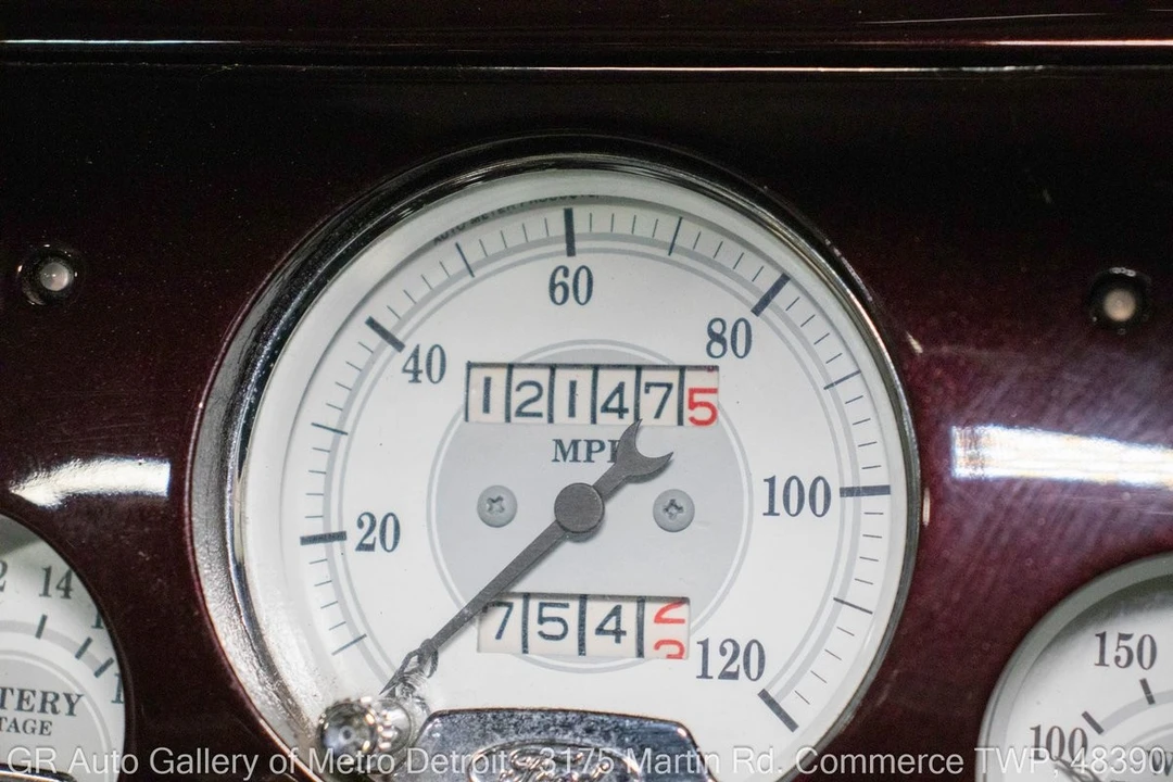1940 Ford Standard & Deluxe & Super Deluxe - Image 18 of 31