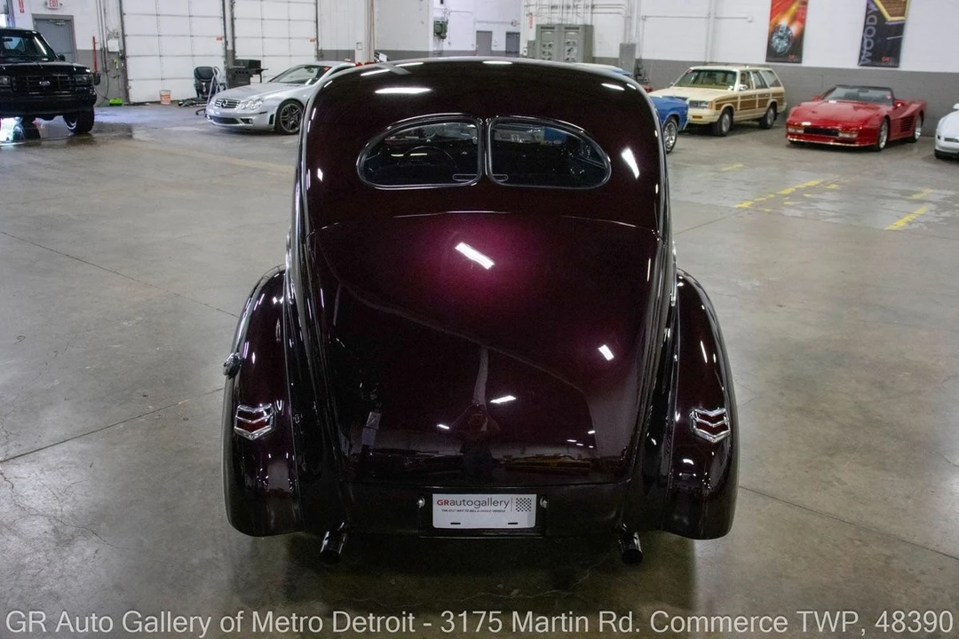 1940 Ford Standard & Deluxe & Super Deluxe - Image 5 of 31