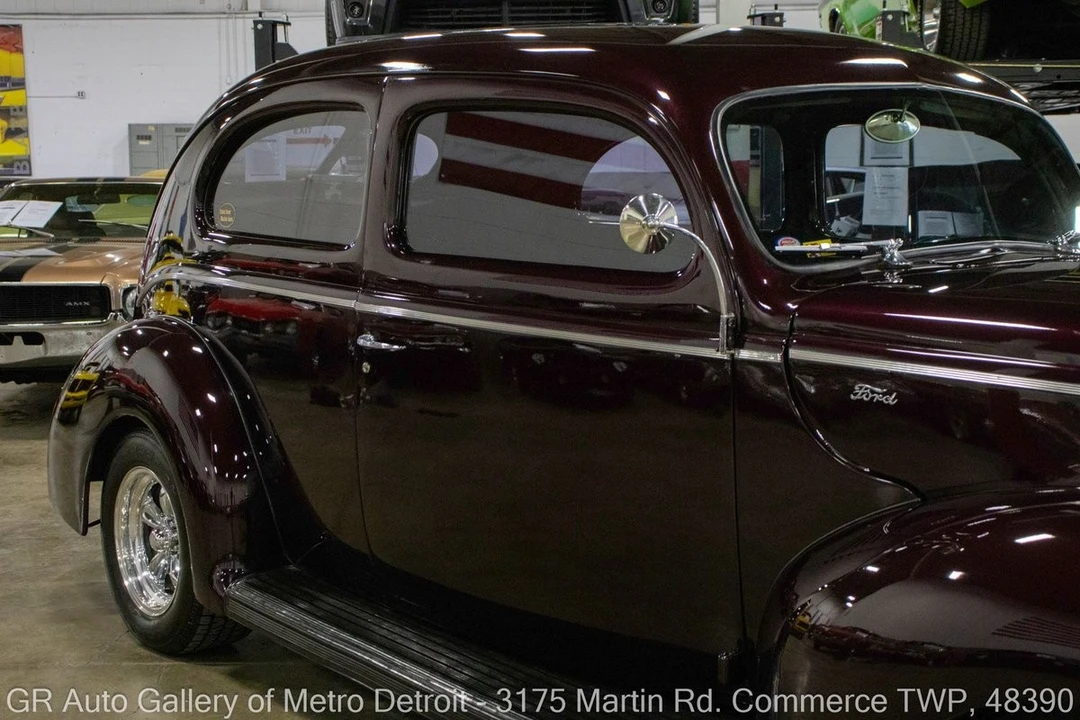1940 Ford Standard & Deluxe & Super Deluxe - Image 24 of 31