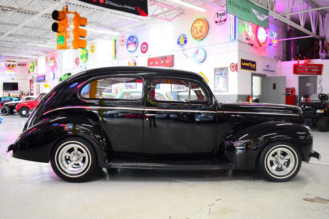 1940 Ford Standard & Deluxe & Super Deluxe - Image 4 of 20