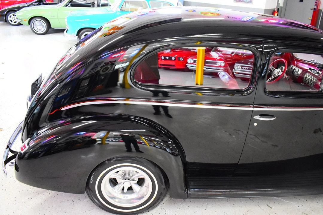 1940 Ford Standard & Deluxe & Super Deluxe - Image 6 of 20