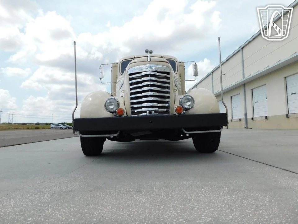 1940 GMC C-Series - Image 9 of 21