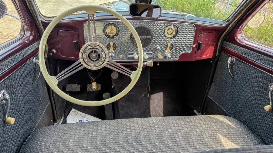 1940 Graham - Image 2 of 6