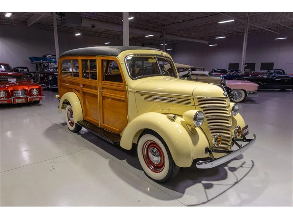1940 International - Image 15 of 31