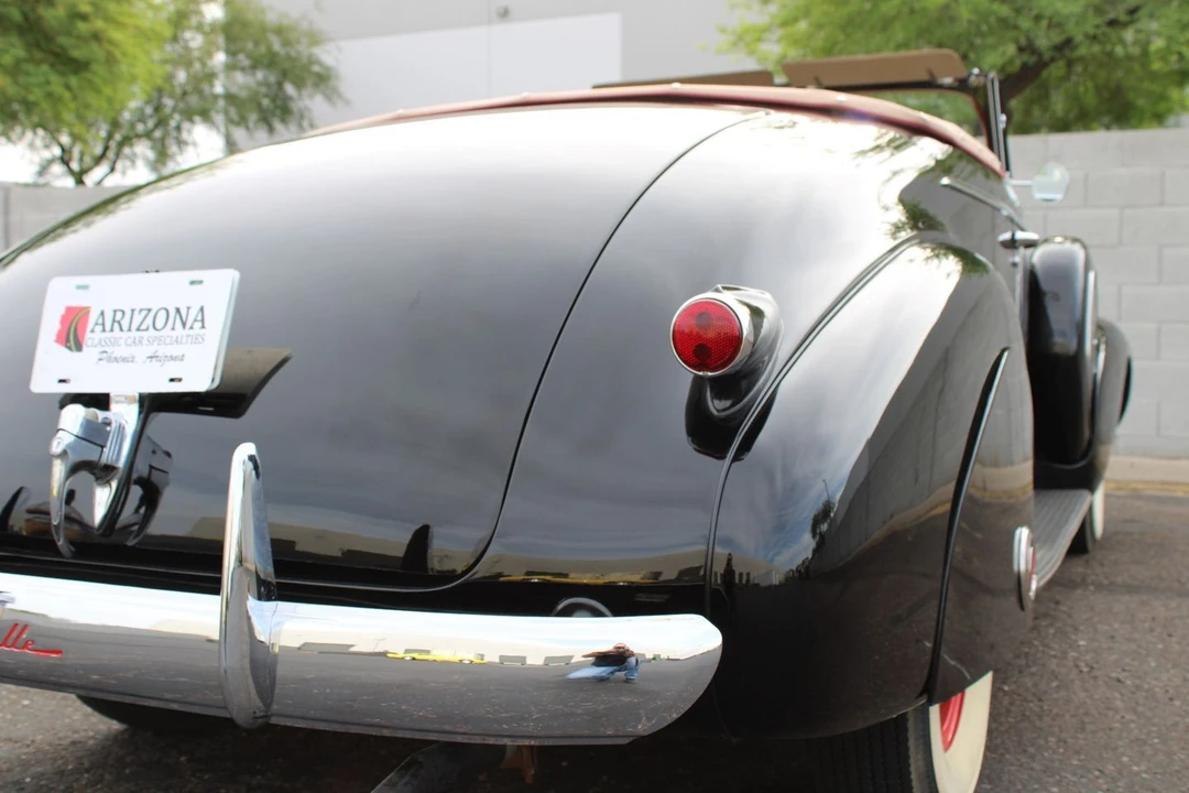 1940 LaSalle Series 50 - Image 29 of 31