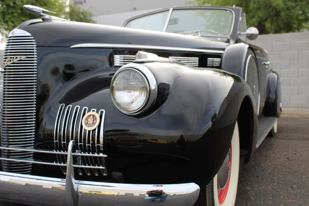 1940 LaSalle Series 50 - Image 23 of 31