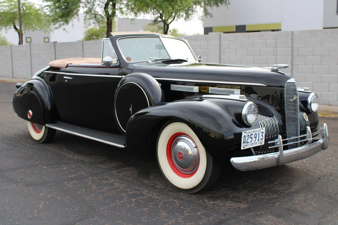 1940 LaSalle Series 50 - Image 13 of 31
