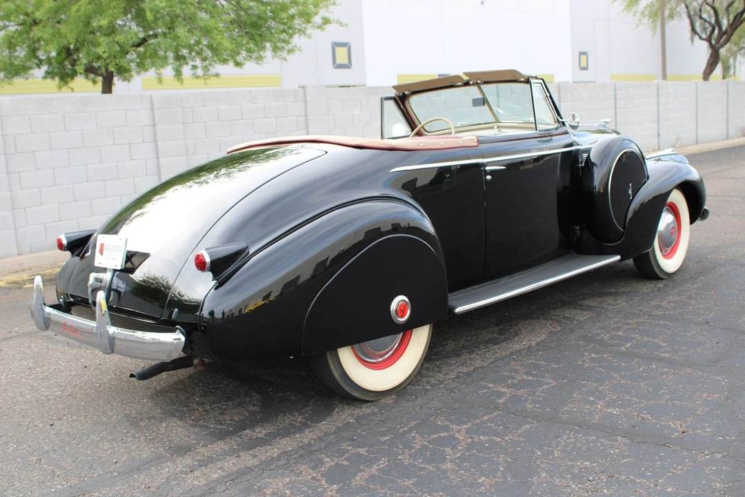 1940 LaSalle Series 50 - Image 15 of 31