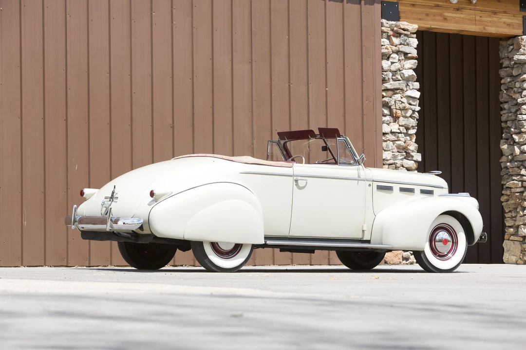 1940 LaSalle Series 50 - Image 5 of 31