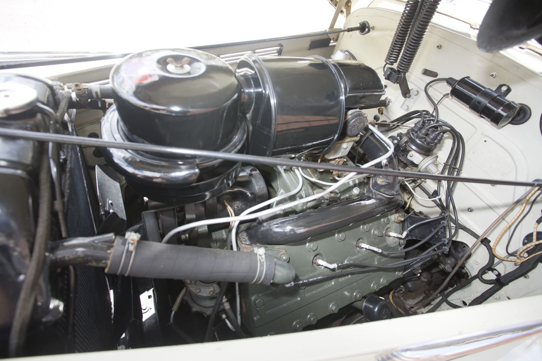 1940 LaSalle Series 50 - Image 10 of 31