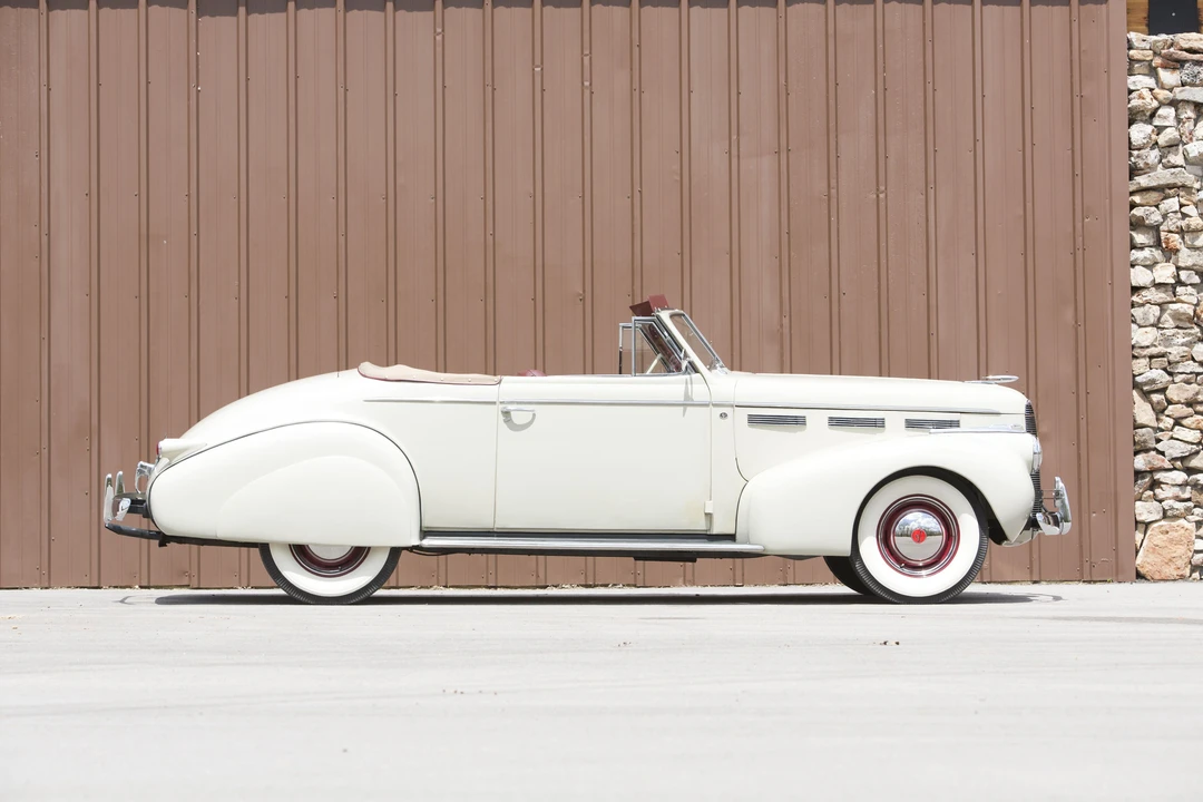 1940 LaSalle Series 50 - Image 23 of 31