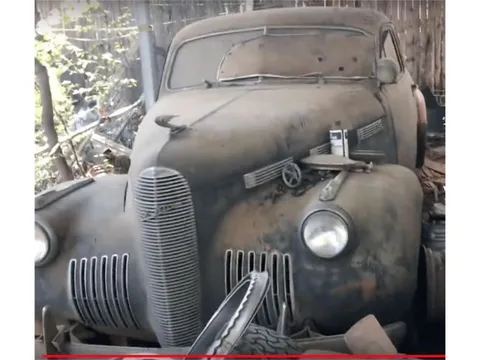 1940 LaSalle 52 Deluxe