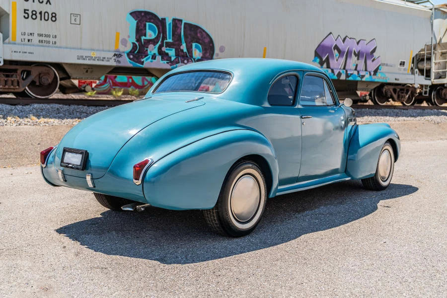 1940 LaSalle Series 50 - Image 3 of 31