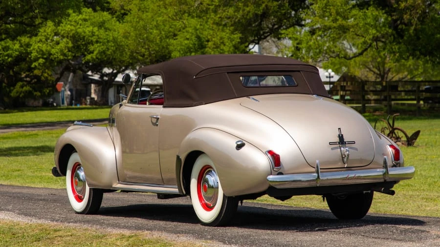 1940 LaSalle Series 50 - Image 3 of 12