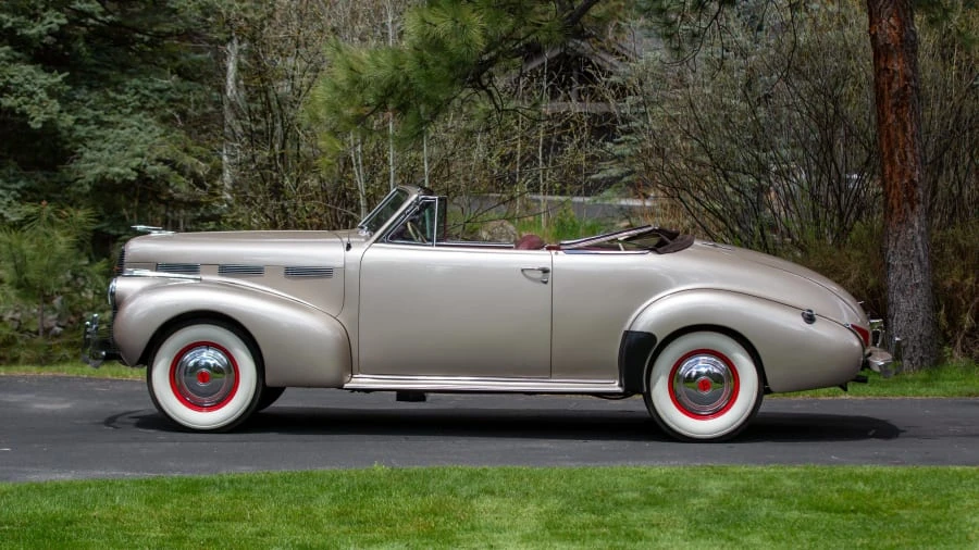 1940 LaSalle Series 50 - Image 2 of 20