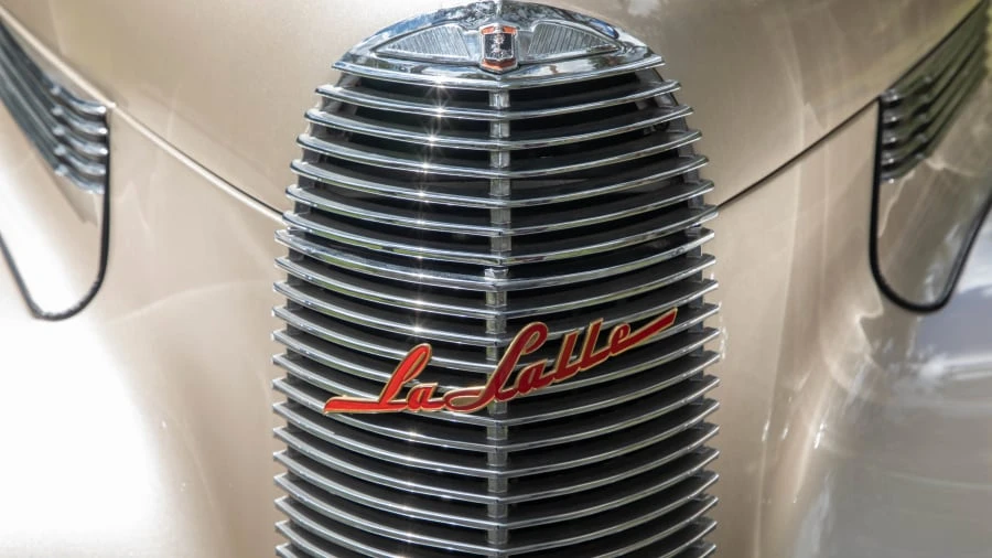 1940 LaSalle Series 50 - Image 17 of 20