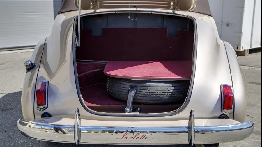 1940 LaSalle Series 50 - Image 9 of 12
