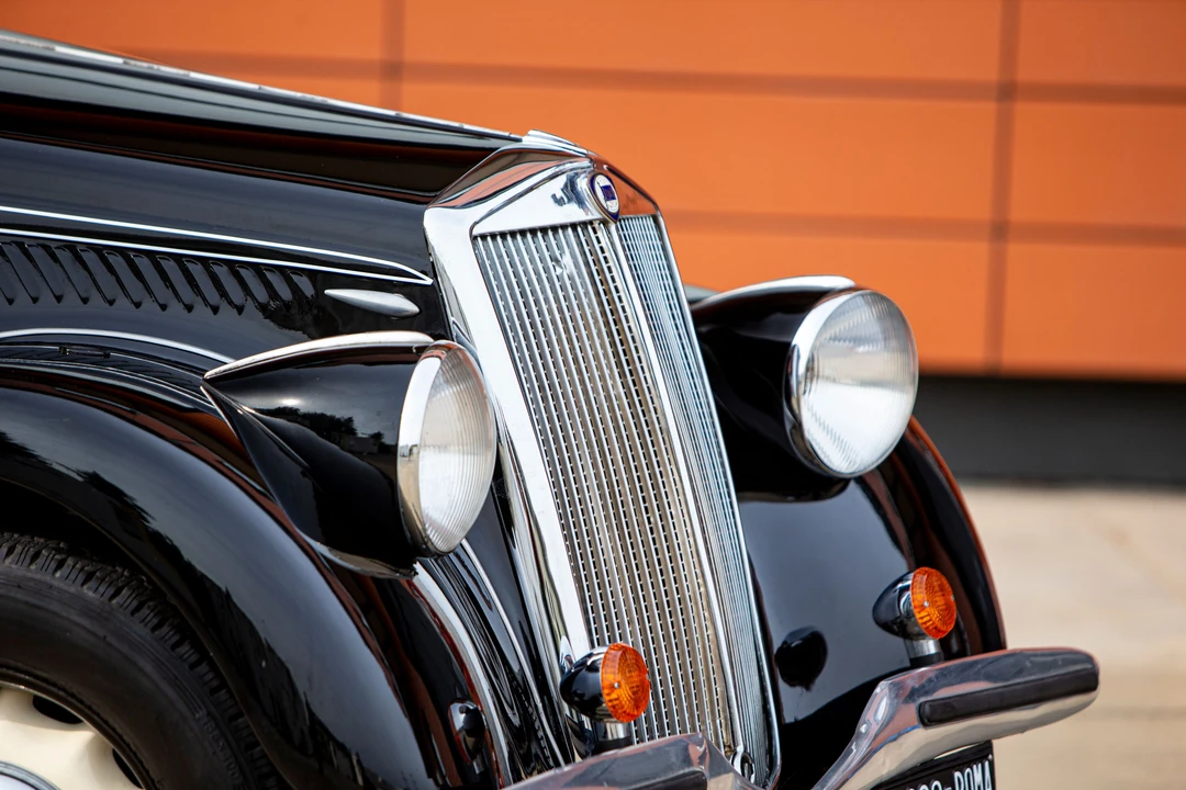 1940 Lancia - Image 8 of 31