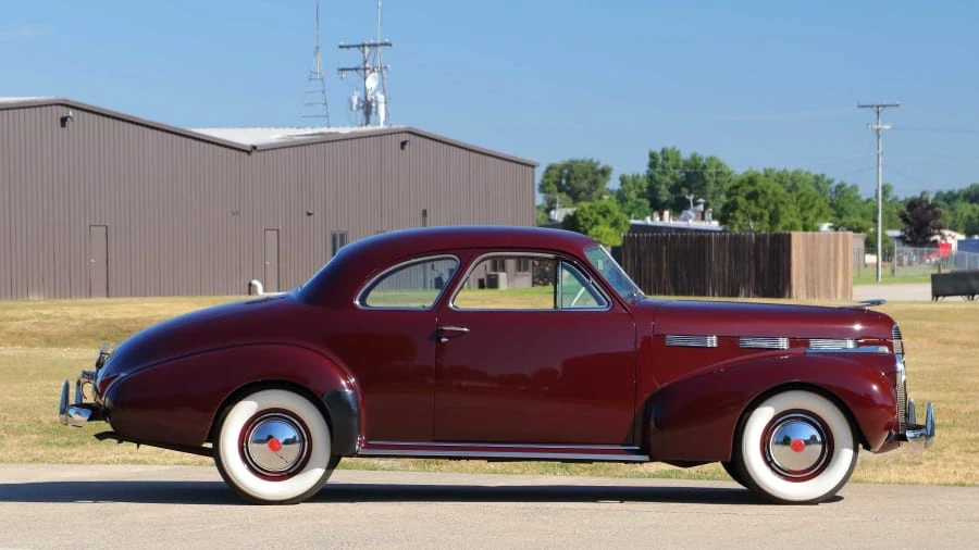 1940 LaSalle Series 50 - Image 2 of 12