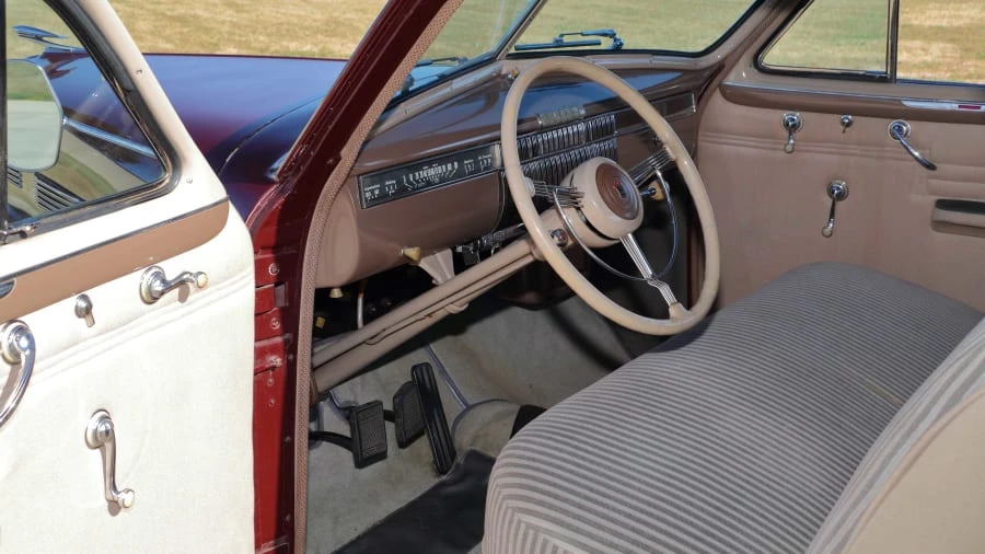 1940 LaSalle Series 50 - Image 4 of 12