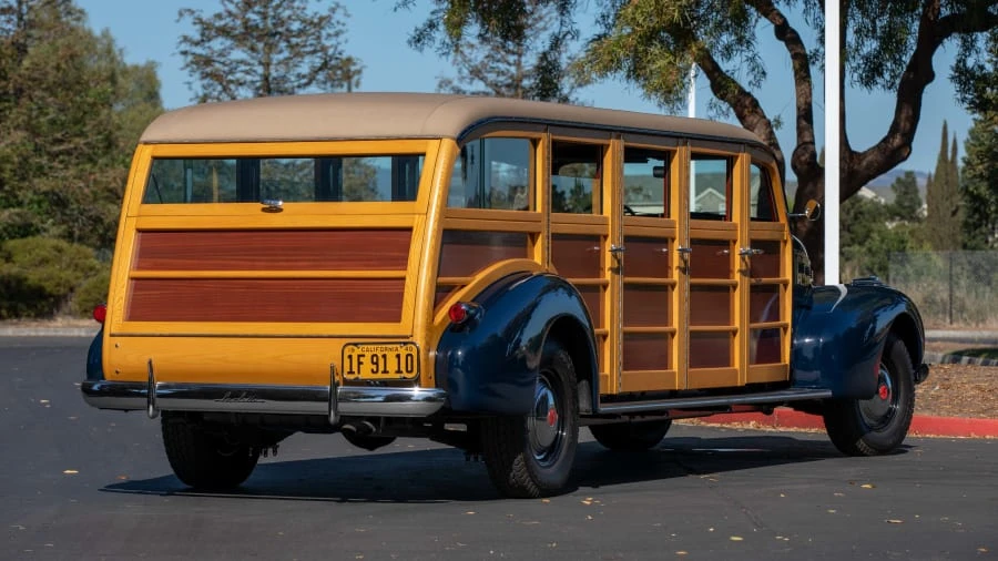 1940 LaSalle Series 50 - Image 3 of 31