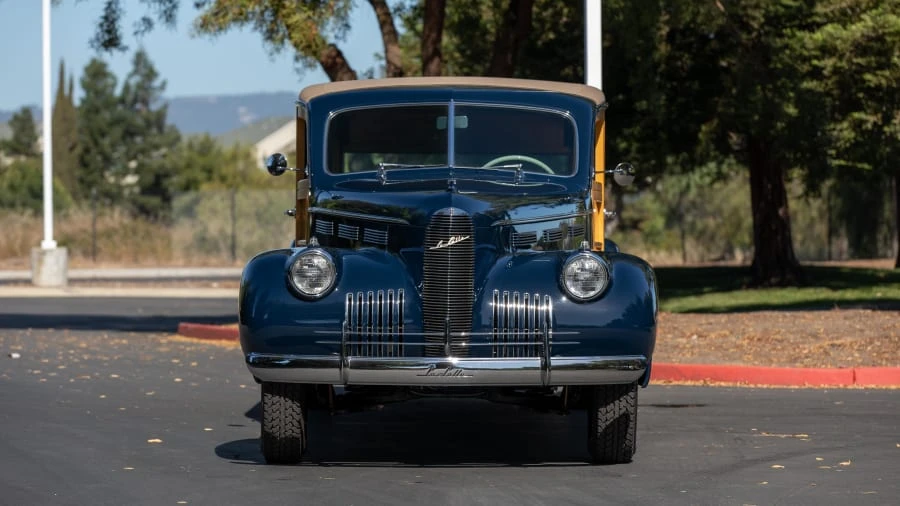 1940 LaSalle Series 50 - Image 14 of 31