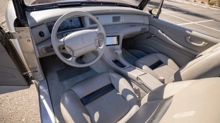 1940 Lincoln Continental 1st Gen - Image 4 of 23