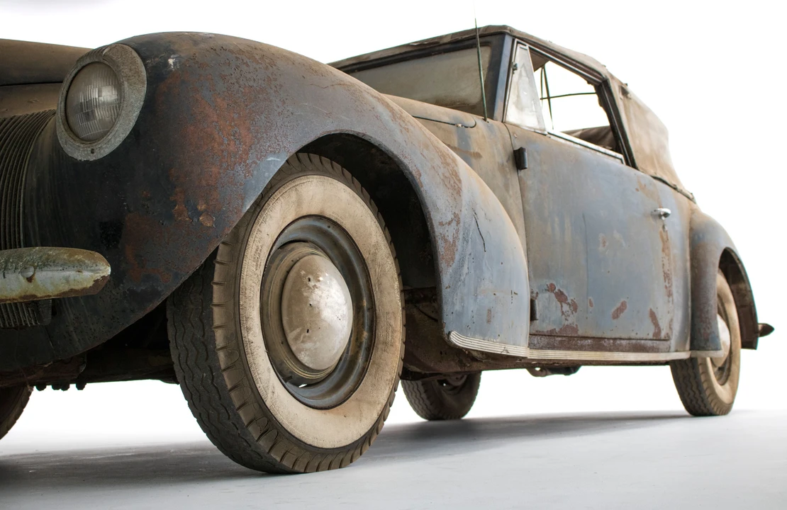 1940 Lincoln Continental 1st Gen - Image 4 of 17