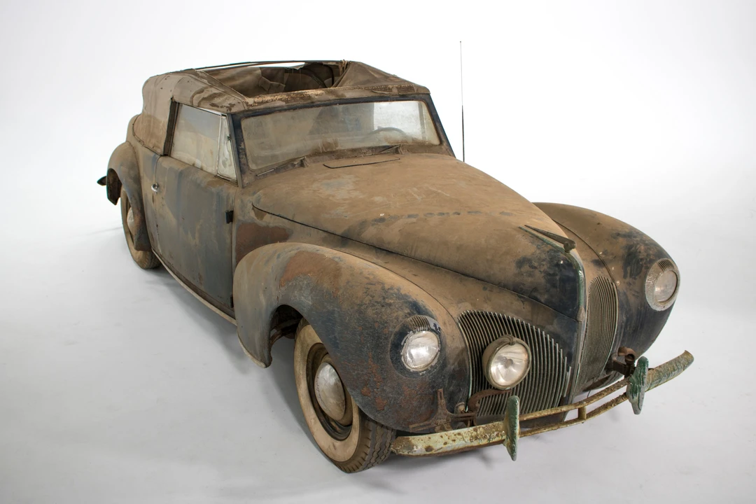 1940 Lincoln Continental 1st Gen - Image 6 of 17