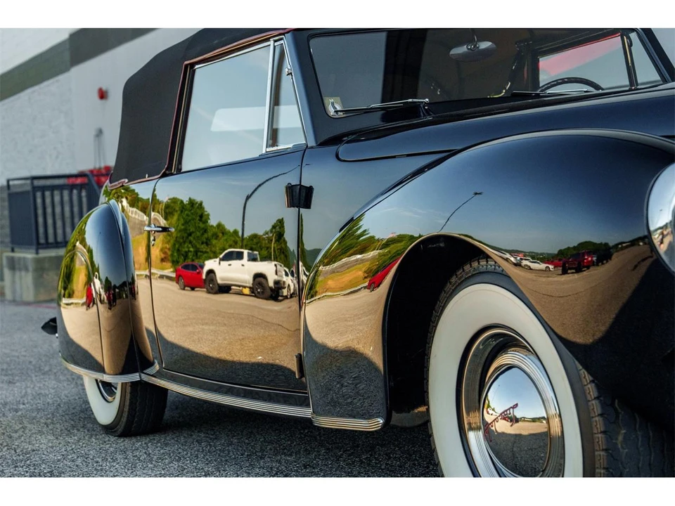 1940 Lincoln Continental 1st Gen - Image 11 of 31