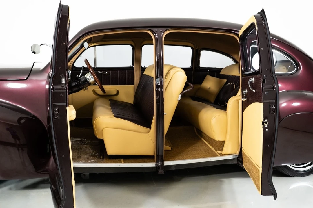 1940 Lincoln Zephyr - Image 13 of 31