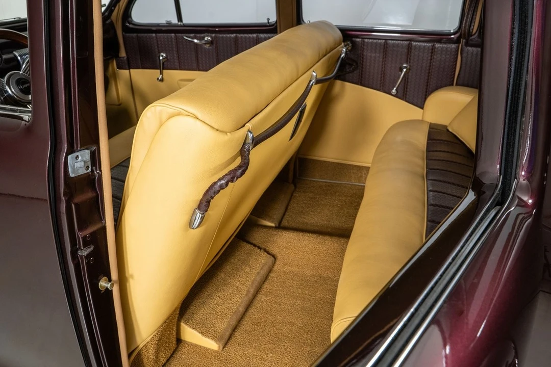1940 Lincoln Zephyr - Image 17 of 31