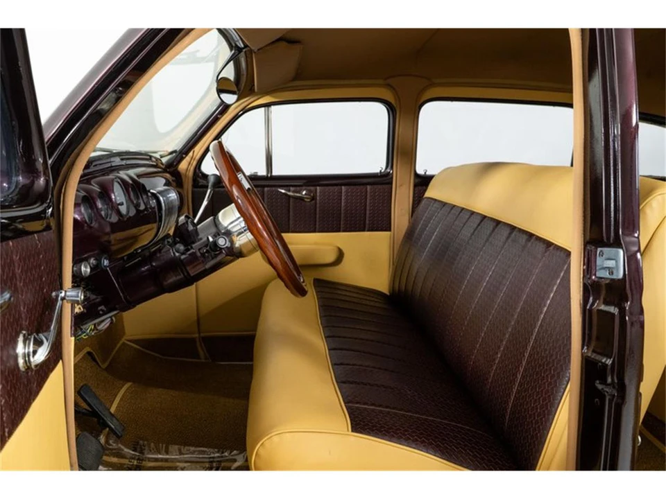 1940 Lincoln Zephyr - Image 14 of 31