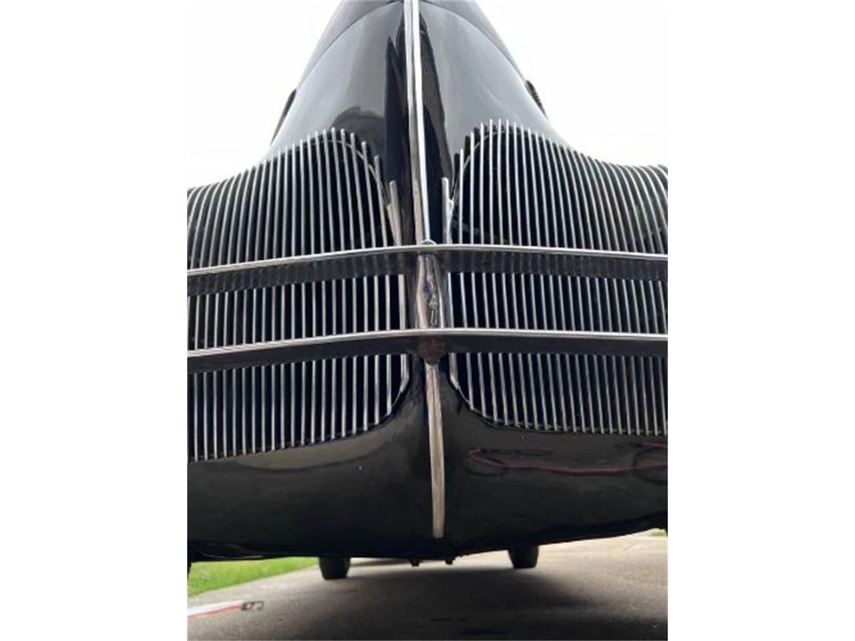 1940 Lincoln Zephyr - Image 10 of 25