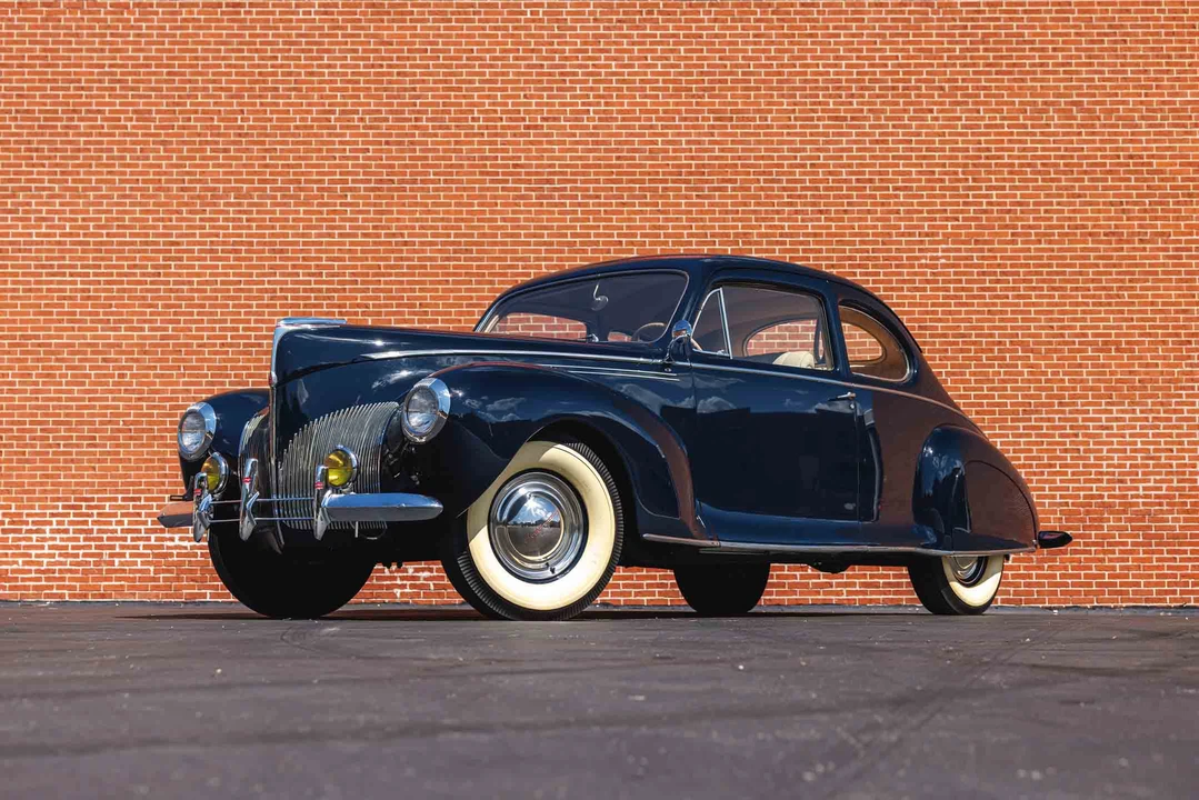 1940 Lincoln Zephyr - Image 2 of 31