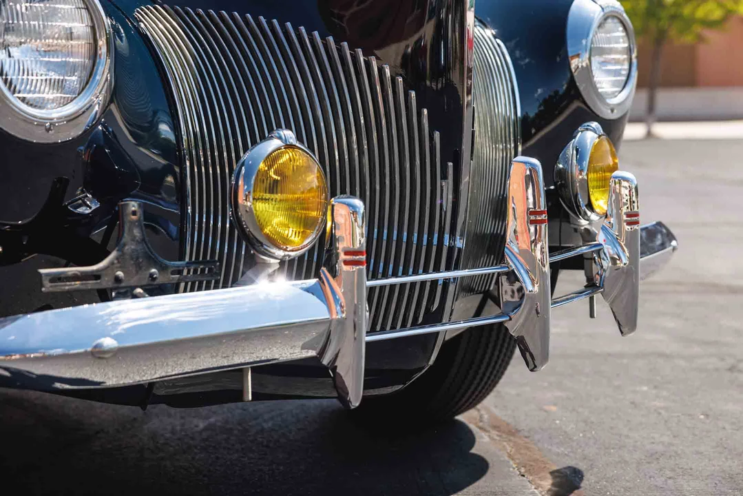 1940 Lincoln Zephyr - Image 24 of 31